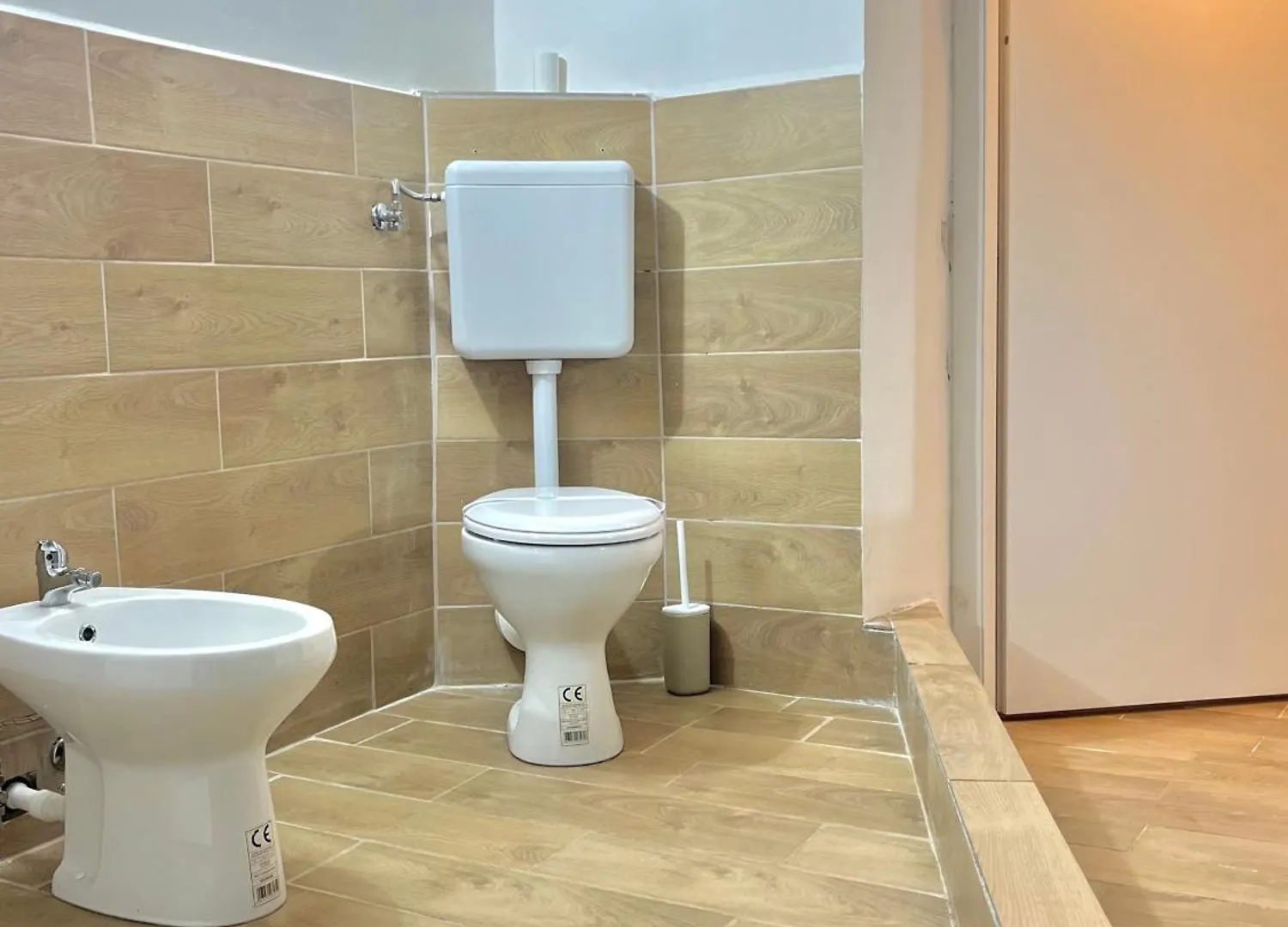 Genova Centro Affittacamere- Bagno In Comune Italia