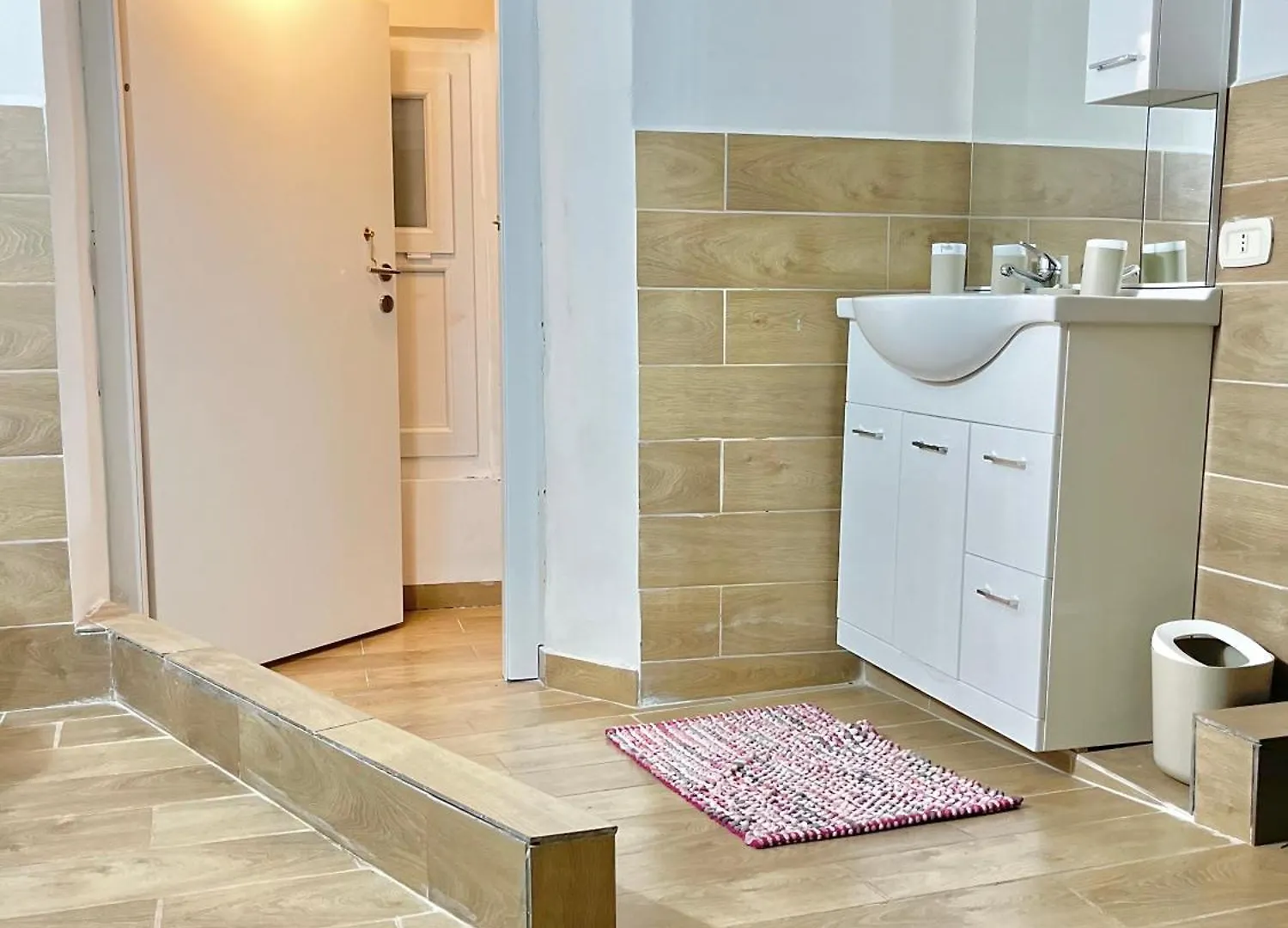 Genova Centro Affittacamere- Bagno In Comune 0*, Genoa